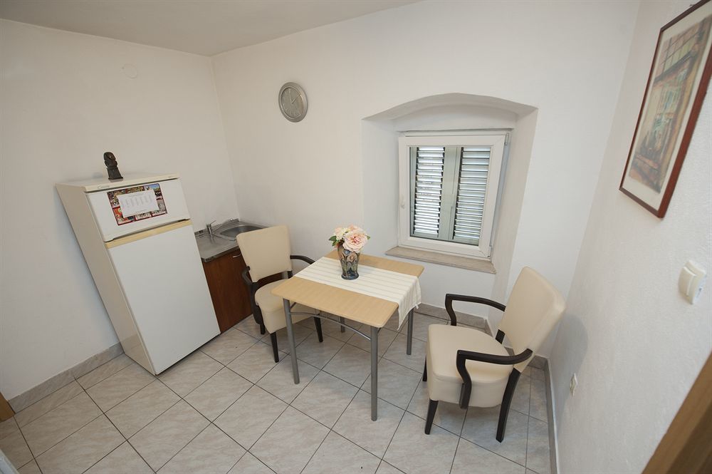 Damira Rooms Σπλιτ Εξωτερικό φωτογραφία
