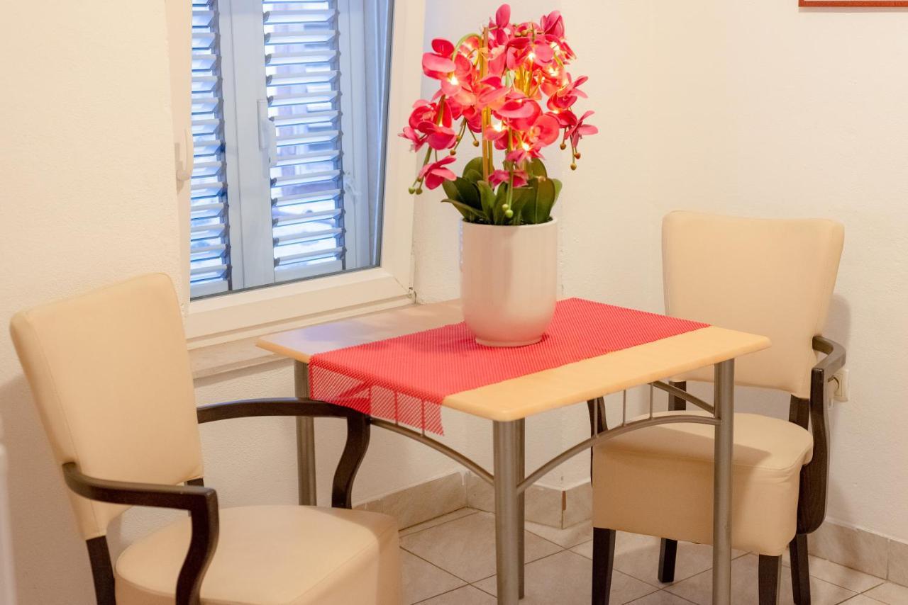Damira Rooms Σπλιτ Εξωτερικό φωτογραφία